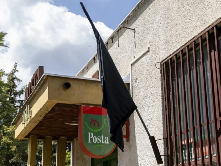 Read more about the article Mérce: Még mindig vizsgálják, miért halt meg a két postás a hőségriadó idején
